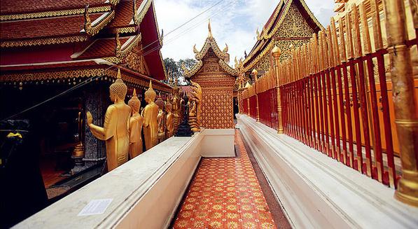 2018泰国素贴寺位置气候及泰国自由行之素贴寺旅游指南