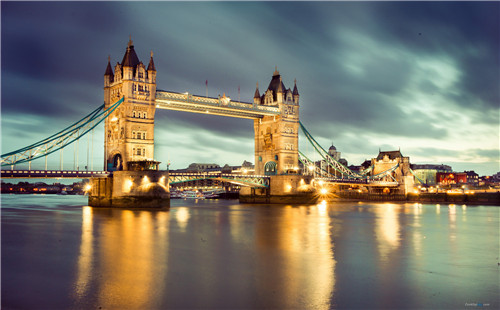 伦敦塔桥的故事图片